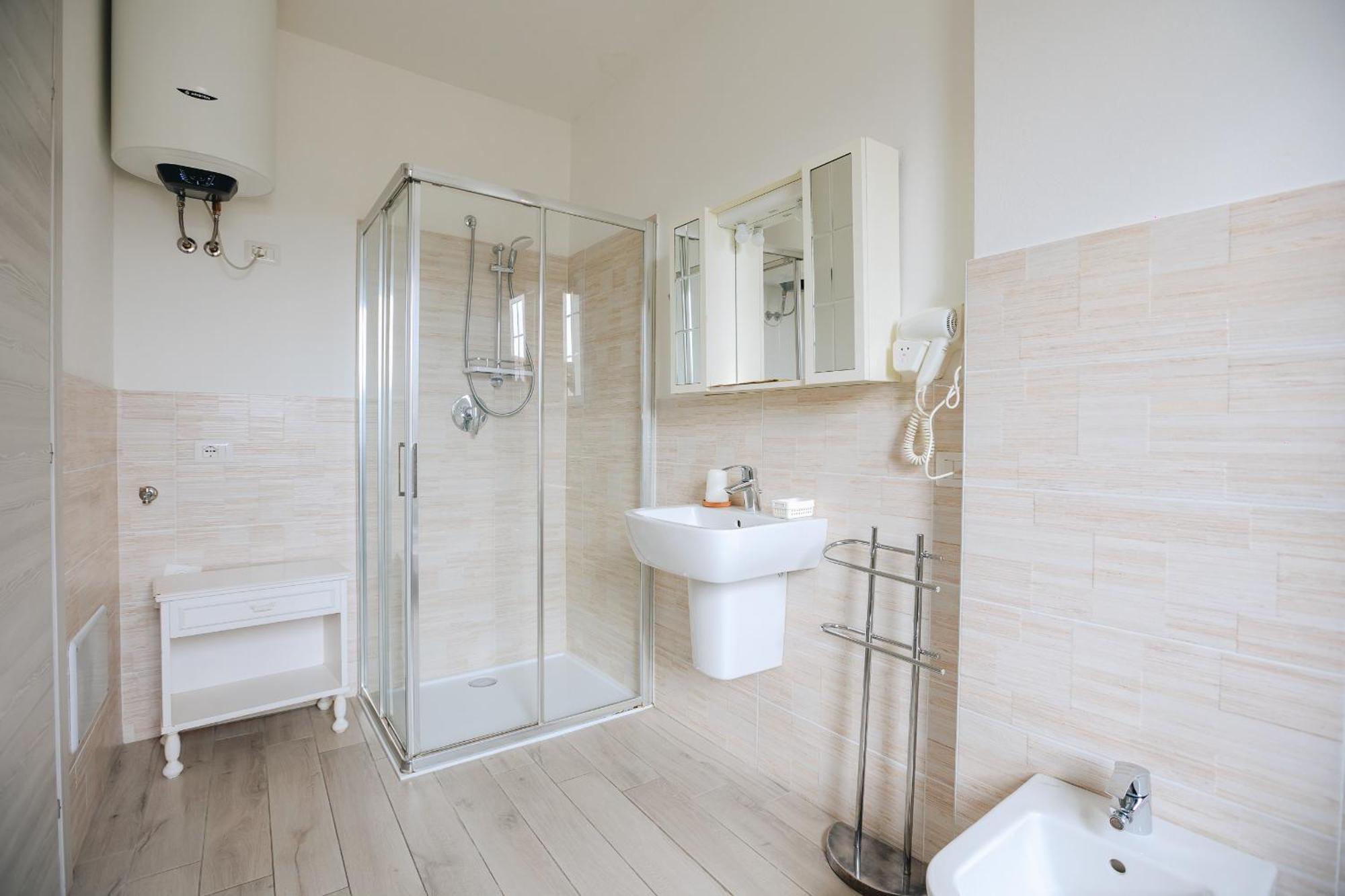 Sg Rooms - Casa Laura Peschiera del Garda Zewnętrze zdjęcie