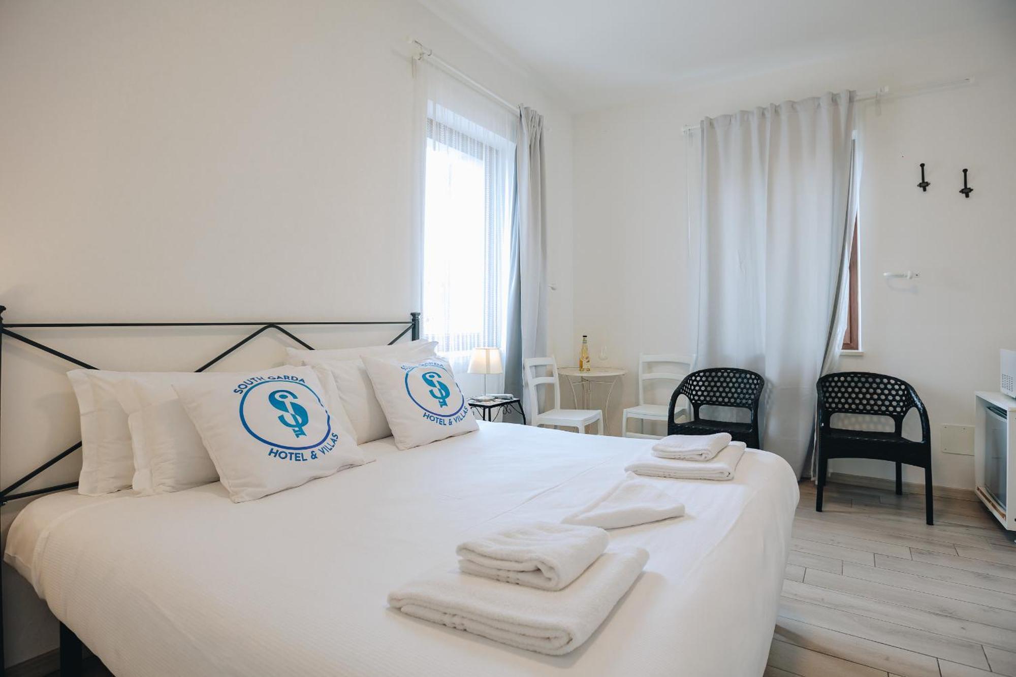 Sg Rooms - Casa Laura Peschiera del Garda Zewnętrze zdjęcie